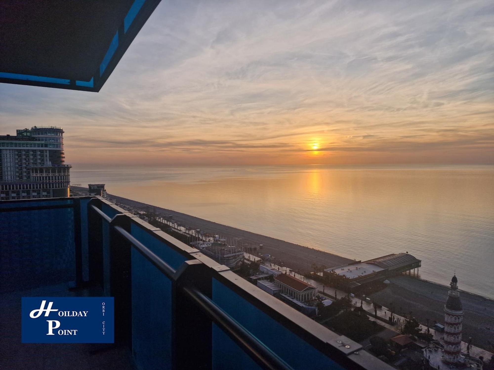 Holiday Point Orbi City Batumi Kültér fotó